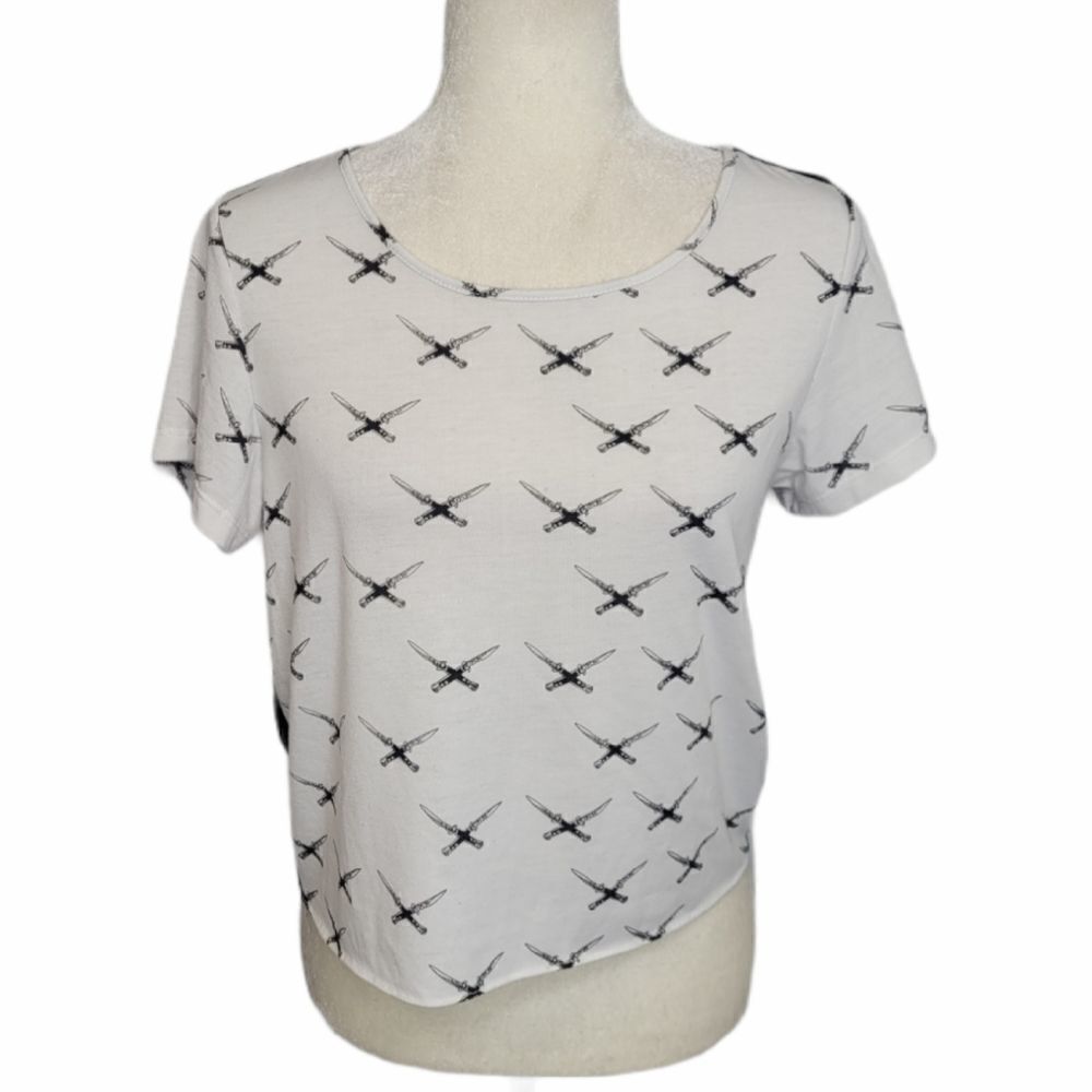 URBAN OUTFITTERS knife print boxy sheer back top shirt S